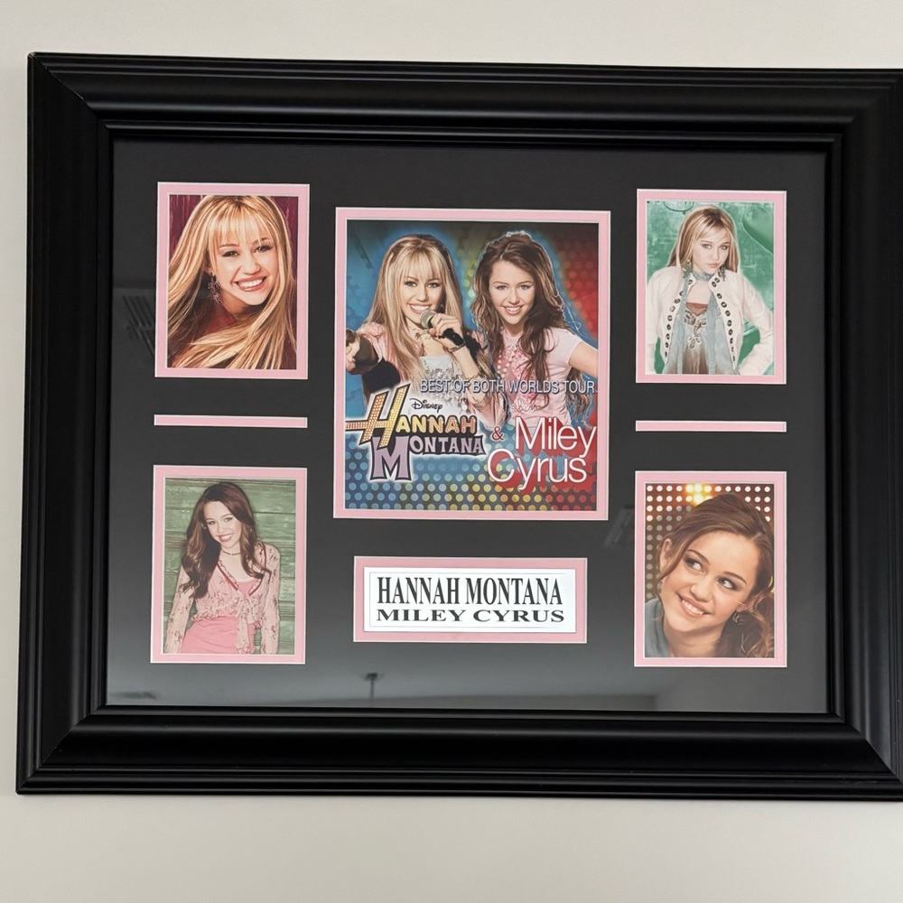 BEST OF BOTH WORLDS TOUR Disney Collectible Hanah Montana & Miley Cyrus